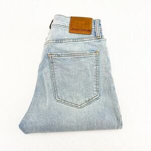 Denim Forum The Arlo High Rise Straight Light Wash Denim Jeans Size 28L x 26